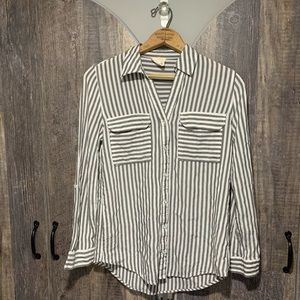 Harper Zara Gray & White Striped Button Down Shirt With Flap Pockets Size Small